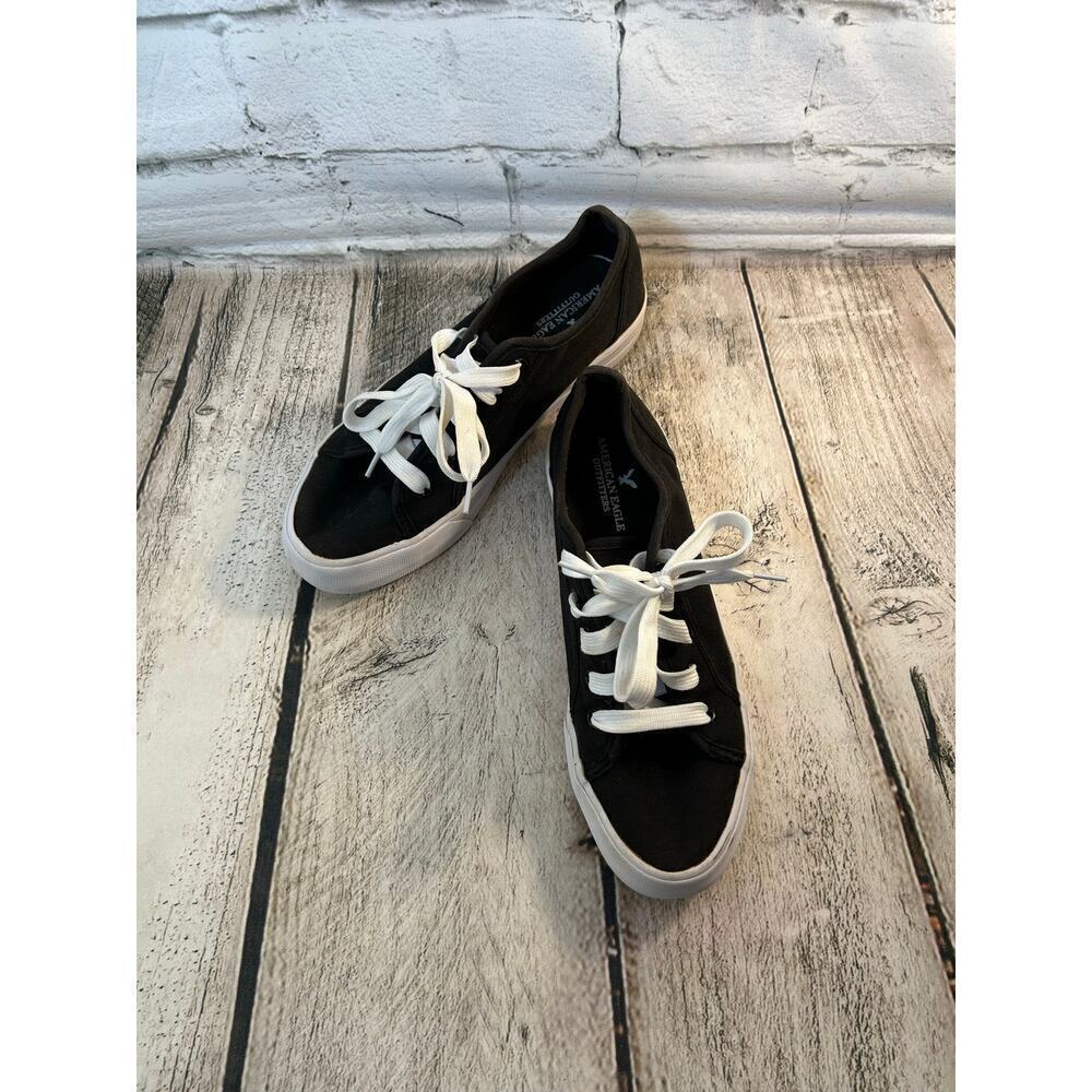 AMERICAN EAGLE Women’s Canvas Platform Lace Up Sneakers / Size: 7